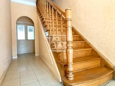 maison 16 pièces 280 m²