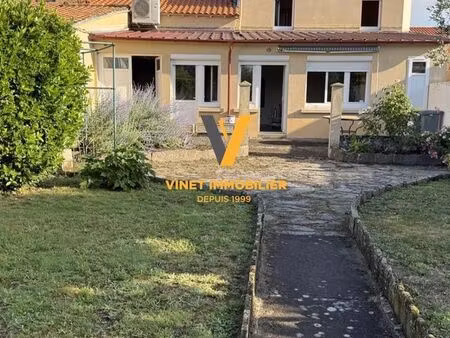 maison 9 pièces 210 m²