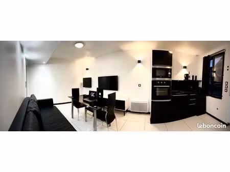 appartement f3 meublé design  suréquipé  charges comprises — beauvais  rue de paris