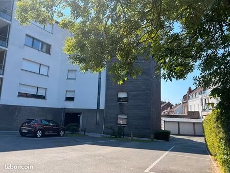 appartement 3 pièces 82 m²