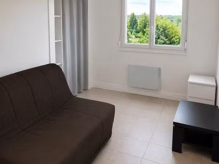 ◊ studio meublé 27 m² – prêt à vivre – emplacement idéal ◊calme absolu visite samedi 20