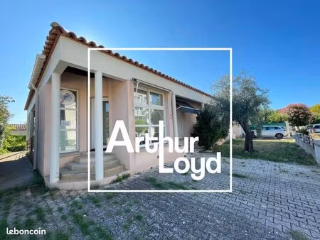 bureau 200 m²
