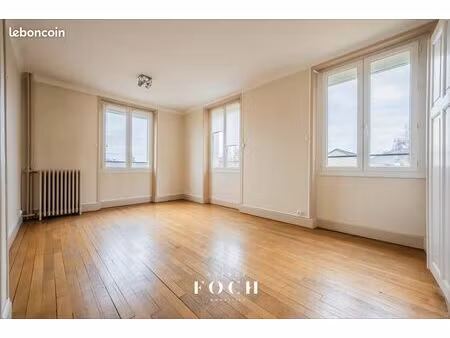 bureaux 121 m² maxéville