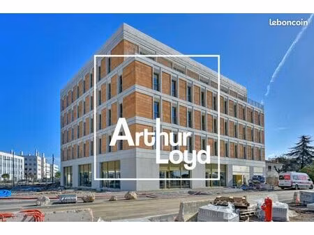 bureaux 457 m²