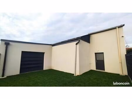 local divers 265 m² dainville