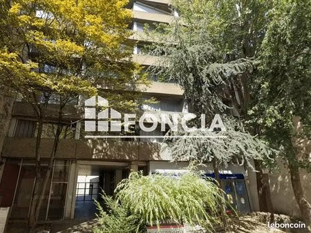 local commercial 29 m²