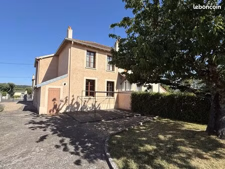 maison 10 pièces 125 m²