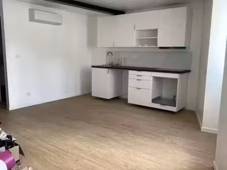 appartement 3 pièces 44 m²