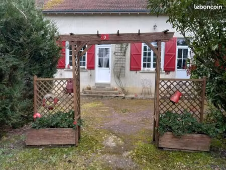 maison à louer dans corps de ferme