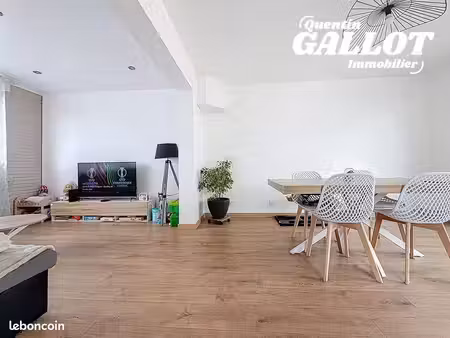 maison 3 pièces 106 m²