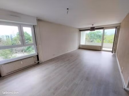 appartement 3 pièces 75 m²