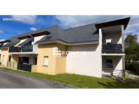 pluvigner – appartement t3 de 60 09 m² avec terrasse et deux stationnements