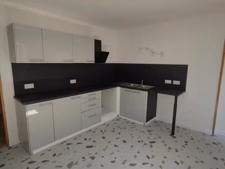 appartement 3 pièces 105 m²