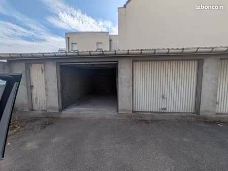 garage box talange ferme a clé idéal garage ou stockage