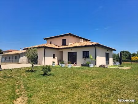 maison 6 pièces 125 m²