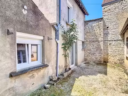 maison de village 4 pièces 70 m²
