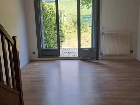 appartement 3 pièces 64 m²