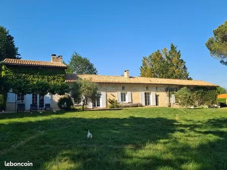 superbe longère maison en pierre et torchis à vendre