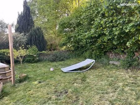 maison en pierre de caractère – 170 m² – jardin – proche saint-nectaire