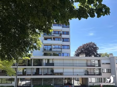 appartement 4 pièces 96 m²