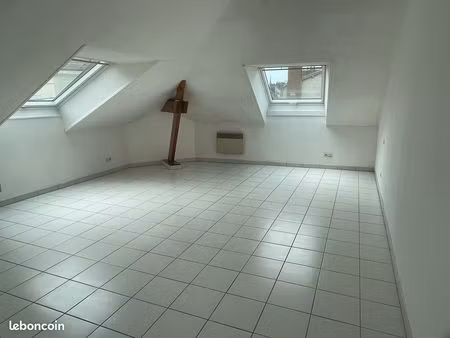 f1 quartier bachelin à epernay 51200