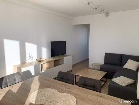 à louer - superbe t2 meublé  rénové et lumineux dans un quartier calme