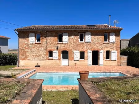 ferme 6 pièces 210 m²