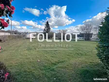 terrain 885 m² coutances