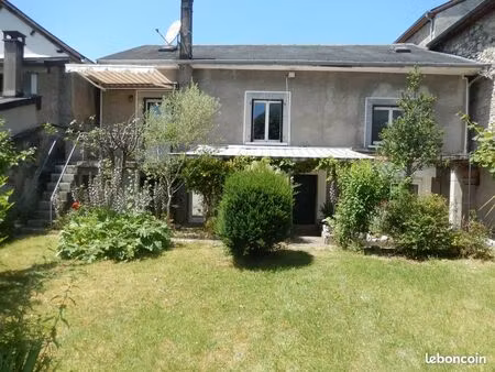 maison 6 pièces 177 m²