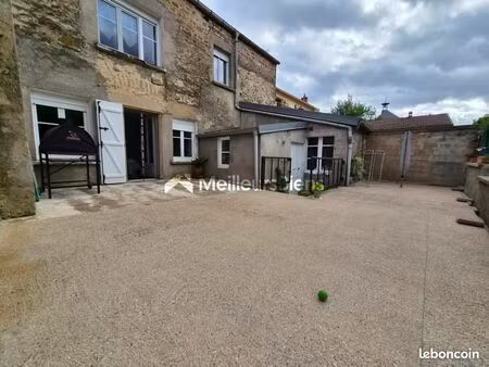 maison 5 pièces 140 m²