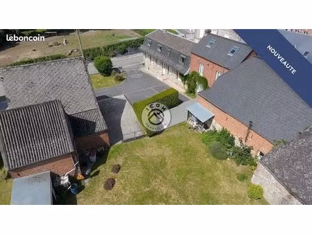 maison 8 pièces 220 m²
