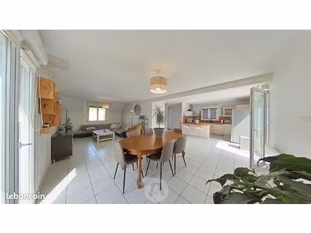 maison 4 pièces 95 m²