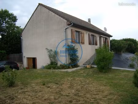 maison 6 pièces 110 m²