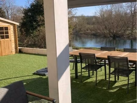 apparemment / terrasse 80m2 / bord de l’ill