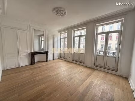 appartement 2 pièces 52 m²