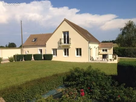 maison 6 pièces 209 m²