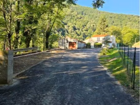mas 400m2 + gites affaire à saisir cause maladie
