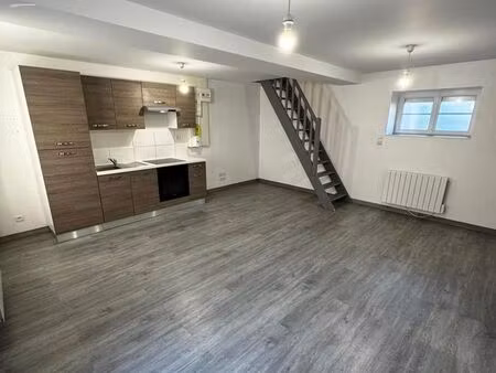 maison 3 pièces – 65 m² – mézières-sur-ponthouin – non meublée