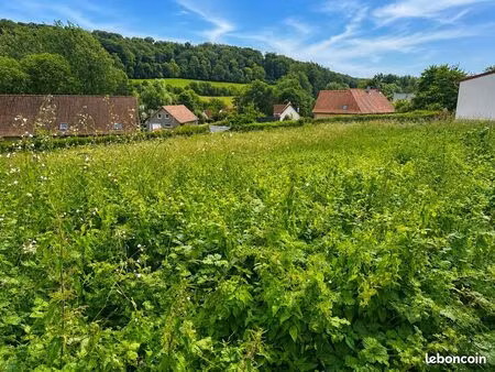 terrain 1225 m² embry