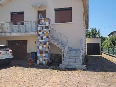 maison année 70 avec appartement