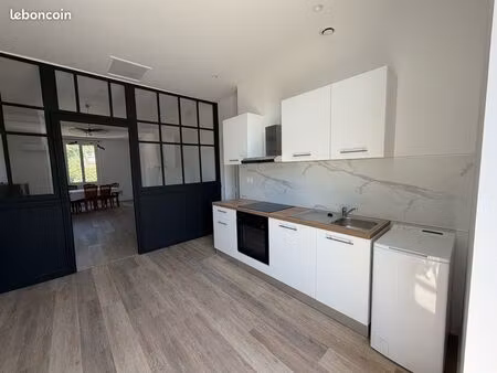 à louer – appartement meublé 95 m² entièrement rénové – proche centre-ville