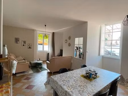 verzé  grand t2 avec terrasse