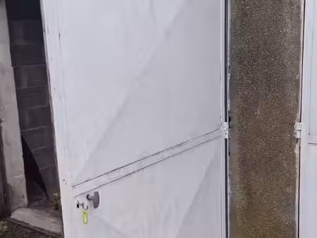 loue garage chape béton sur gueugnon