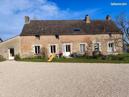 ferme bressane 3 ha de terrain