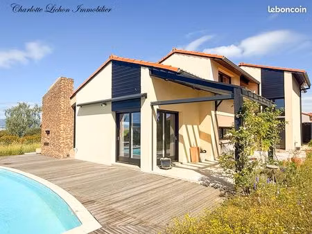 propriété 10 pièces 160 m²