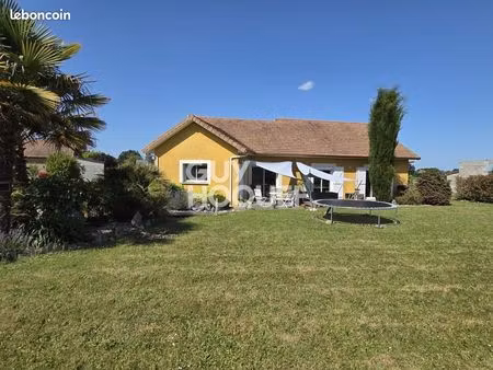 maison 6 pièces 105 m²