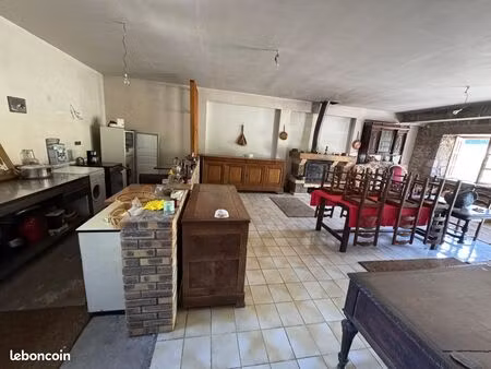 grande maison à fort potentiel