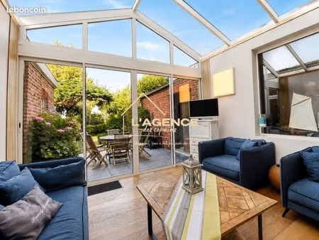 maison 9 pièces 187 m²