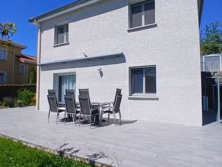 maison t5 150 22m²