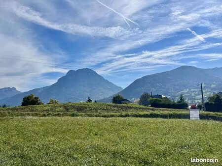 terrain 990 m² lescheraines